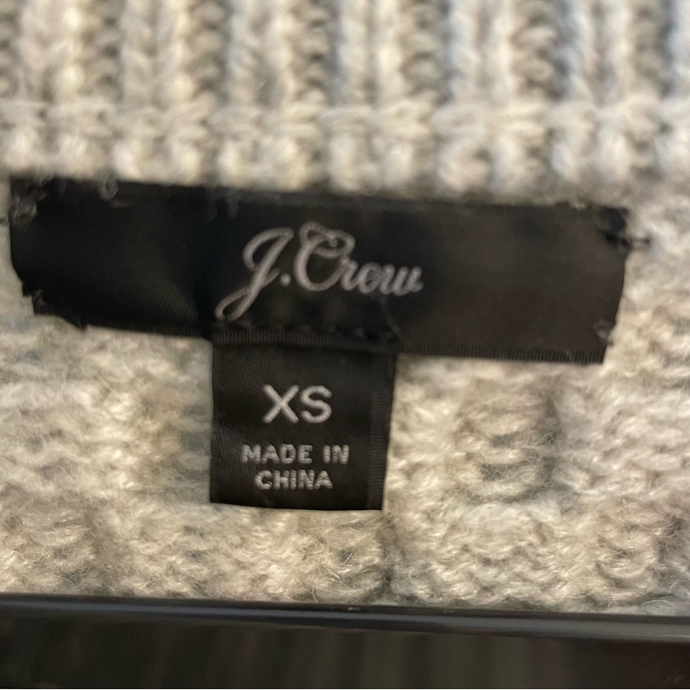 J Crew Gray Pom Pom Wool Blend Sweater Sz XS - Picture 9 of 9